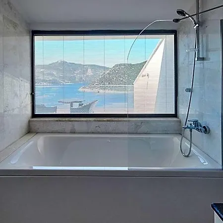 Вилла Sleeps 10 With Pool And Air Con