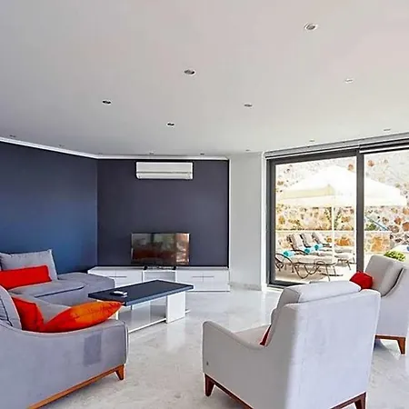 Sleeps 10 With Pool And Air Con Вилла Калкан