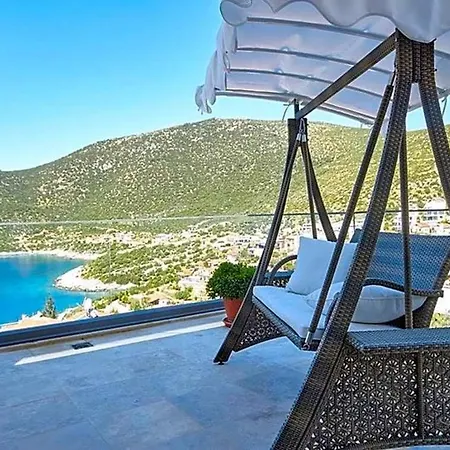 Sleeps 10 With Pool And Air Con *